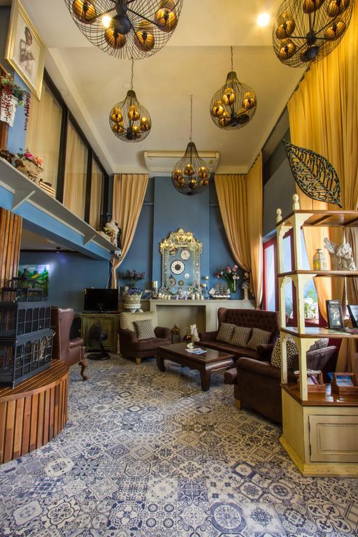 At Ease Bijou Hotel Chiang Mai Bagian luar foto